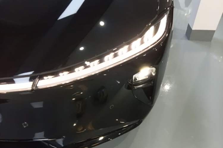 Used CHANGAN NEVO A07 2025 Blue Whale Range-Extending Version 230 Flagship Model Left Front Headlight