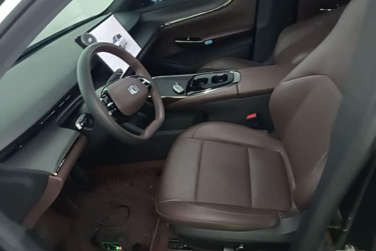 Used CHANGAN NEVO A07 2025 Blue Whale Pure Electric Version 625 Luxury Model Left Front Seat