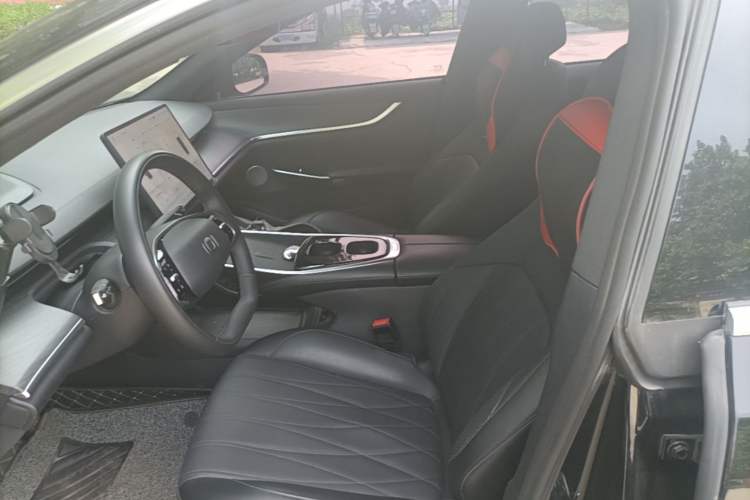 Used CHANGAN NEVO A07 2025 Blue Whale Pure Electric 525 Flagship Model Left Front Seat