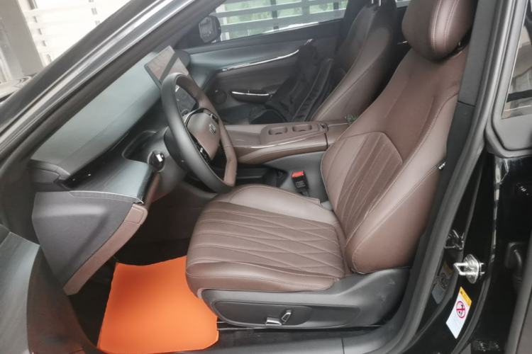 Used CHANGAN NEVO A07 2025 Blue Whale Extended-Range 230 Prestige Model Left Front Seat
