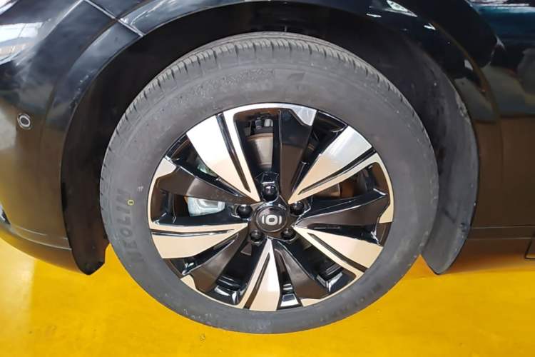 Used CHANGAN NEVO A07 2025 All-Electric "Real Bargain" 525 Luxury Model Left Front Wheel Hub