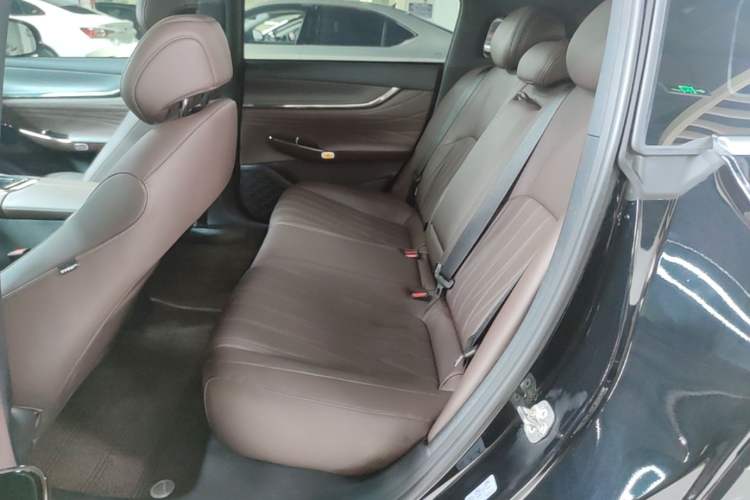 Used CHANGAN NEVO A07 2025 Range-Extended "True Fragrant" Edition 230 Flagship Model Left Rear Seat