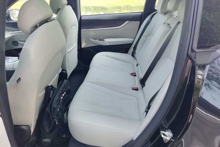 Used CHANGAN NEVO A07 2025 All-Electric "True Fragrance" Edition 710-Mile Long-Range Version Left Rear Seat
