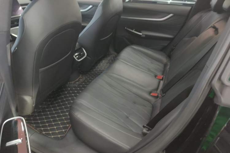 Used CHANGAN NEVO A07 2025 Blue Whale Pure Electric 625 Flagship Model Left Rear Seat