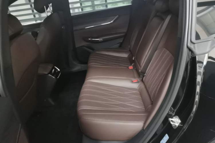 Used CHANGAN NEVO A07 2025 Blue Whale Extended-Range 230 Prestige Model Left Rear Seat