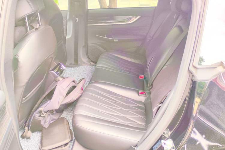 Used CHANGAN NEVO A07 2025 All-Electric "True Fragrance" Edition 710-Mile Long-Range Version Left Rear Seat