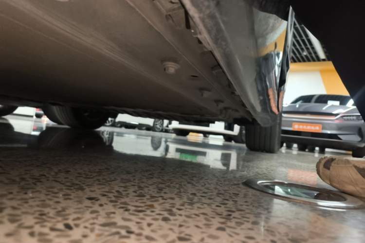 Used CHANGAN NEVO A07 2025 Blue Whale All-Electric 515 Collection Model Left Side Sill