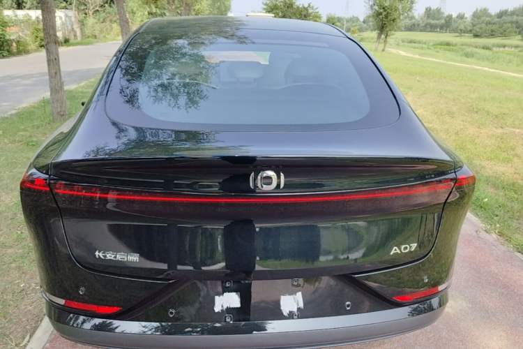 Used CHANGAN NEVO A07 2025 All-Electric "True Fragrance" Edition 710-Mile Long-Range Version Rear