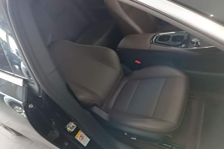 Used CHANGAN NEVO A07 2025 Blue Whale Pure Electric Version 625 Luxury Model Right Front Seat