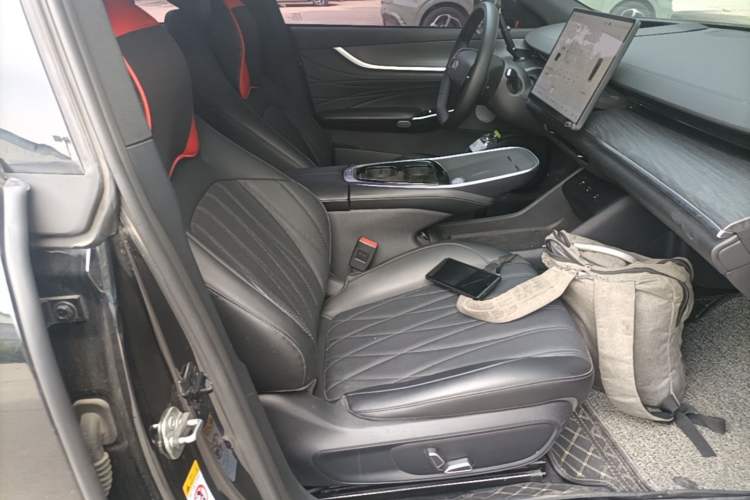 Used CHANGAN NEVO A07 2025 Blue Whale Pure Electric 525 Flagship Model Right Front Seat