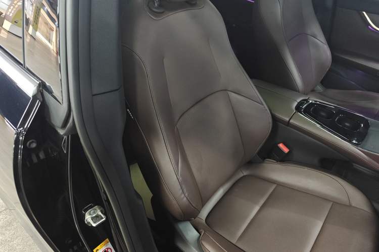 Used CHANGAN NEVO A07 2025 Range-Extended "Truly Delicious" 140 Elite Version Right Front Seat