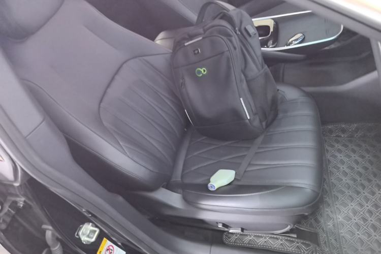 Used CHANGAN NEVO A07 2025 Pure Electric "True Fragrance" Edition 625 Flagship Model Right Front Seat