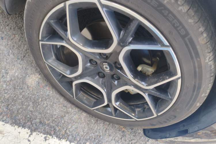 Used CHANGAN NEVO A07 2025 Blue Whale Pure Electric Version 625 Luxury Model Right Front Wheel Hub
