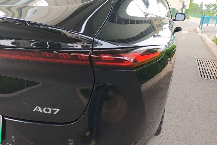 Used CHANGAN NEVO A07 2025 Range-Extended "True Fragrant" Edition 230 Flagship Model Right Rear Taillight