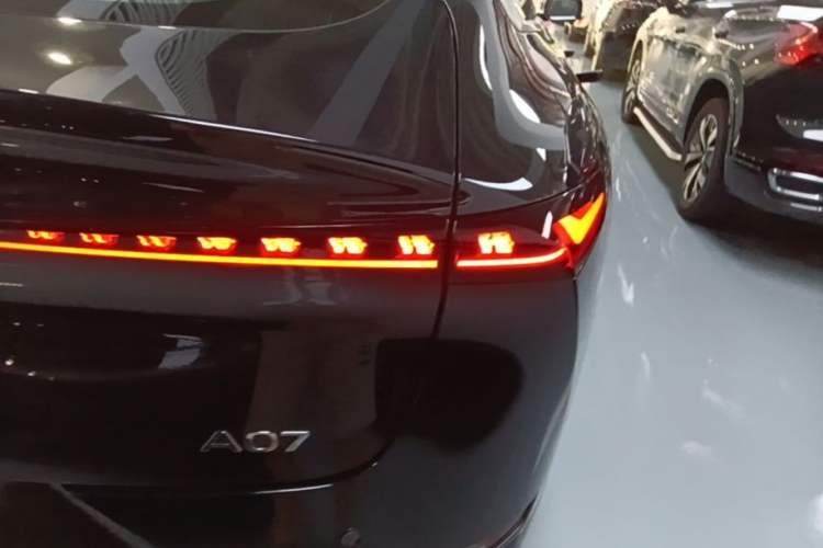 Used CHANGAN NEVO A07 2025 Blue Whale Range-Extending Version 230 Flagship Model Right Rear Taillight