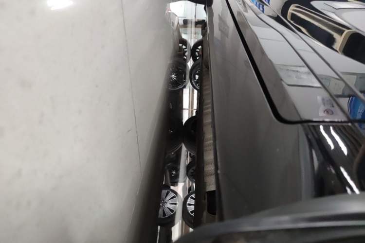 Used CHANGAN NEVO A07 2025 Range-Extended "True Fragrant" Edition 230 Flagship Model Right Side Sill