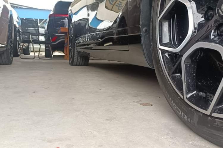 Used CHANGAN NEVO A07 2025 Blue Whale Pure Electric Version 625 Luxury Model Right Side Sill