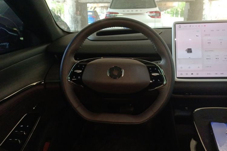 Used CHANGAN NEVO A07 2025 All-Electric "True Fragrance" Edition 710-Mile Long-Range Version Steering Wheel