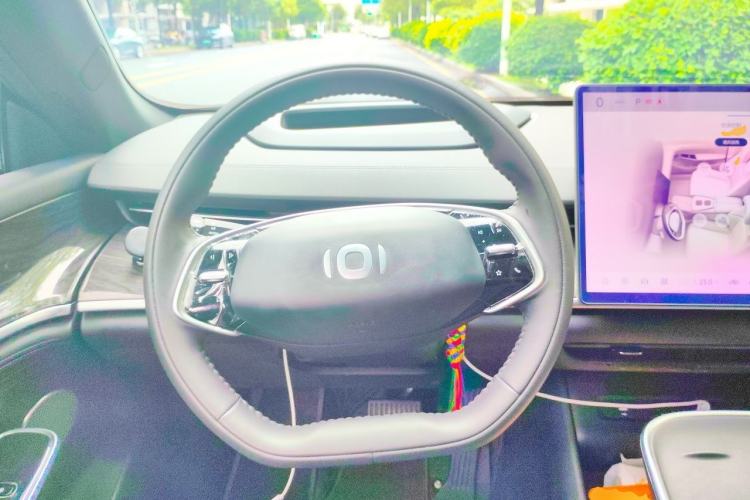 Used CHANGAN NEVO A07 2025 All-Electric "True Fragrance" Edition 710-Mile Long-Range Version Steering Wheel