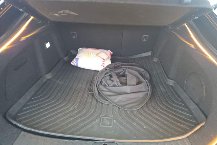 Used CHANGAN NEVO A07 2025 Blue Whale Pure Electric 625 Flagship Model Trunk