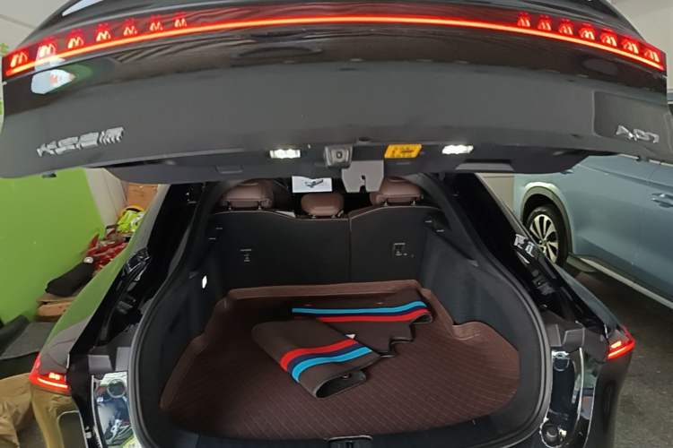 Used CHANGAN NEVO A07 2025 Blue Whale Pure Electric Version 625 Luxury Model Trunk