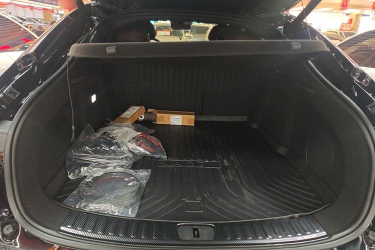 Used CHANGAN NEVO A07 2025 Range-Extended "True Fragrant" Edition 230 Flagship Model Trunk