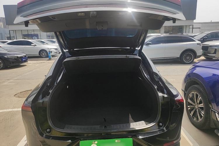 Used CHANGAN NEVO A07 2025 Blue Whale Pure Electric 625 Flagship Model Trunk