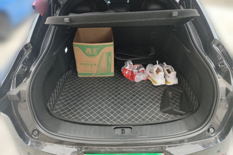 Used CHANGAN NEVO A07 2025 All-Electric "True Fragrance" Edition 710-Mile Long-Range Version Trunk