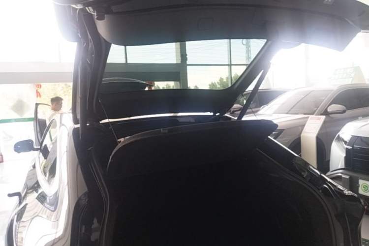 Used CHANGAN NEVO A07 2025 Pure Electric "True Fragrance" Edition 625 Flagship Model Trunk
