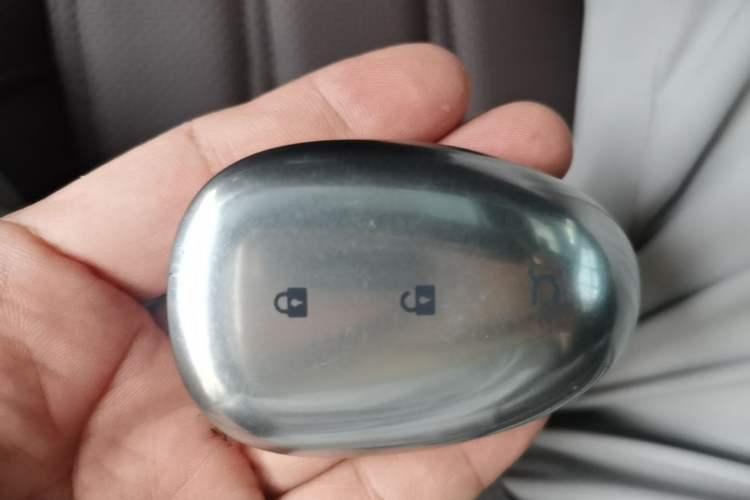Used CHANGAN NEVO A07 2025 Blue Whale Extended-Range 230 Prestige Model Vehicle Key