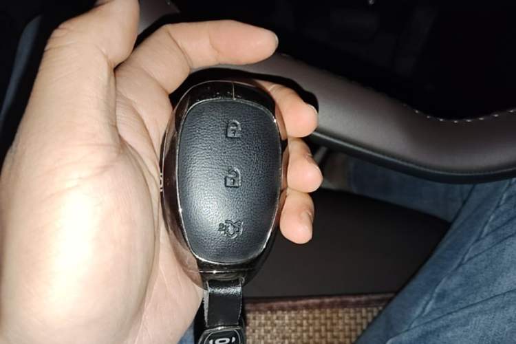 Used CHANGAN NEVO A07 2025 Blue Whale Pure Electric Version 625 Luxury Model Vehicle Key