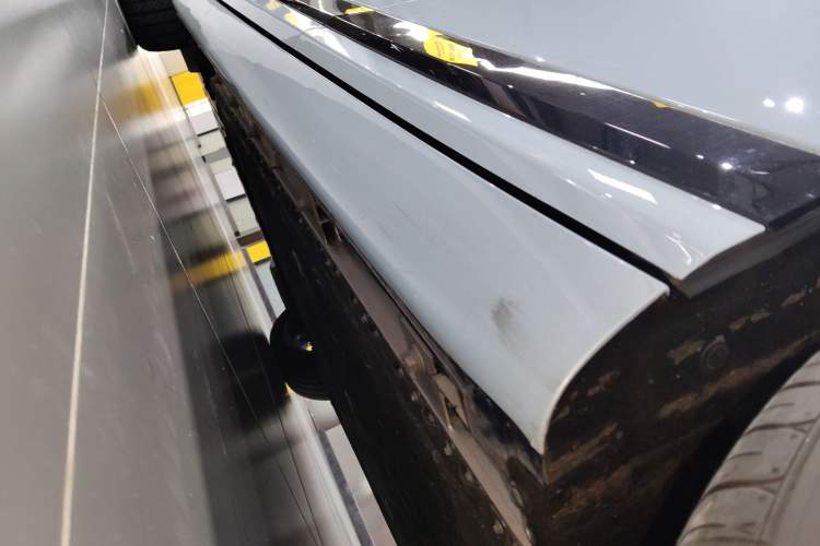 Used CHANGAN NEVO A07 2025 Blue Whale Pure Electric 625 Flagship Model Left Side Sill