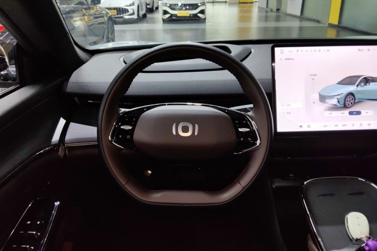Used CHANGAN NEVO A07 2025 Blue Whale Pure Electric 625 Flagship Model Steering Wheel