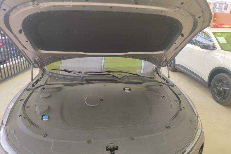 Used CHANGAN NEVO A07 2025 Blue Whale Pure Electric 625 Flagship Model Engine Bay