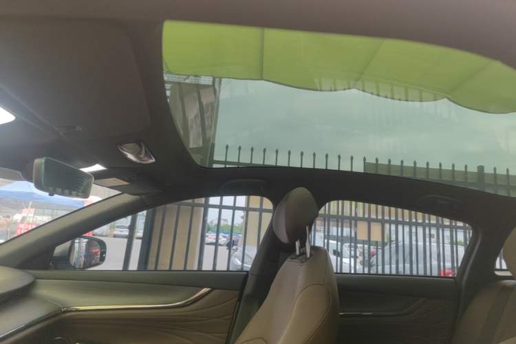 Used CHANGAN NEVO A07 2025 Blue Whale Pure Electric 625 Flagship Model Headliner