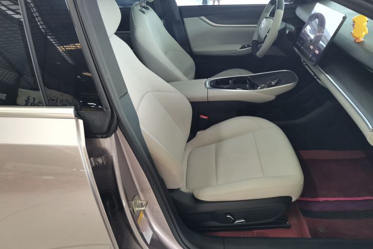 Used CHANGAN NEVO A07 2025 Blue Whale Pure Electric Version 625 Luxury Model Right Front Seat