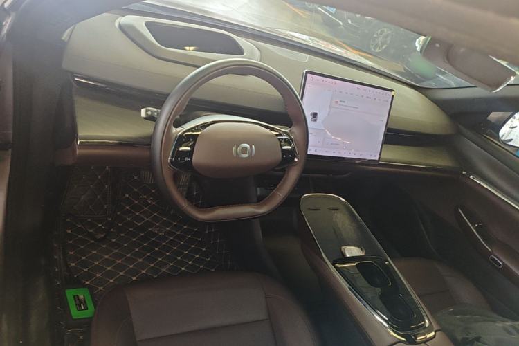 Used CHANGAN NEVO A07 2025 Range-Extended "Truly Delicious" 140 Elite Version Center Console
