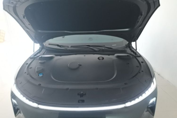 Used CHANGAN NEVO A07 2025 Blue Whale Pure Electric Version 525 Luxury Model Engine Bay