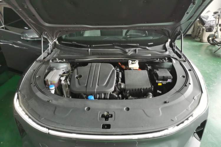 Used CHANGAN NEVO A07 2025 Range-Extended "True Fragrant" Edition 230 Flagship Model Engine Bay