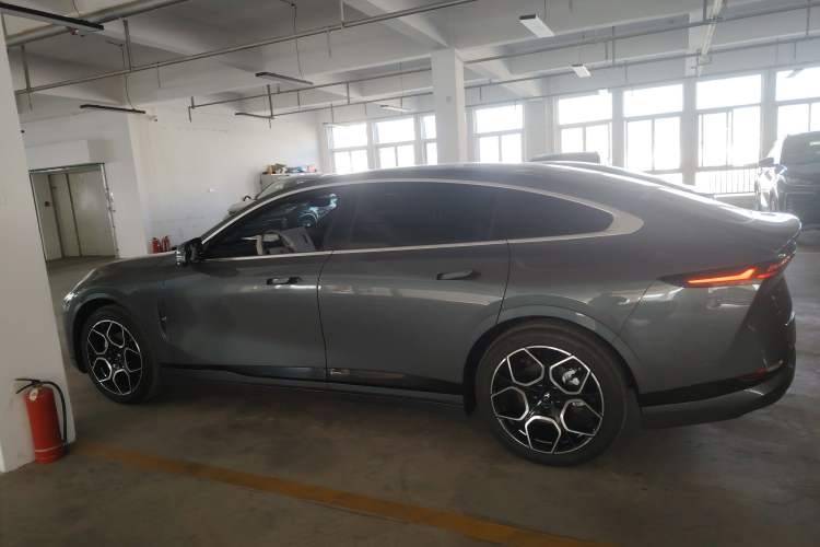 Used CHANGAN NEVO A07 2025 All-Electric "True Fragrance" Edition 710-Mile Long-Range Version Exterior 3