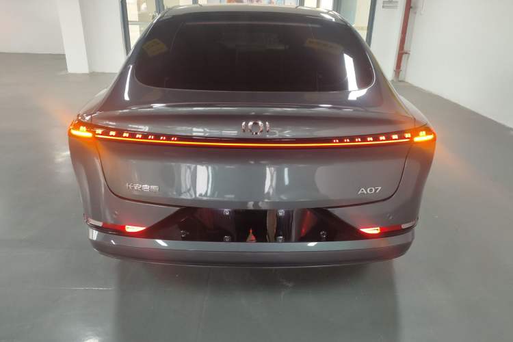 Used CHANGAN NEVO A07 2025 Blue Whale Pure Electric Version 625 Luxury Model Exterior 4