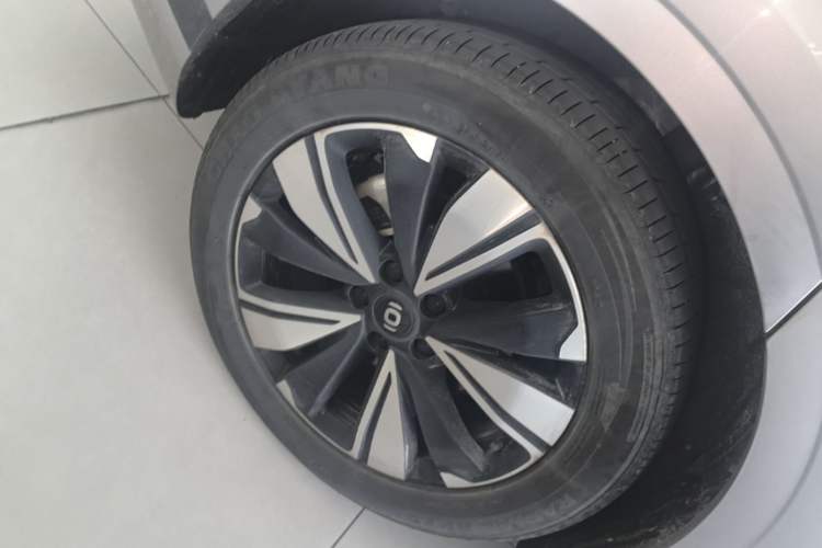 Used CHANGAN NEVO A07 2025 All-Electric "Real Bargain" 525 Luxury Model Exterior 5