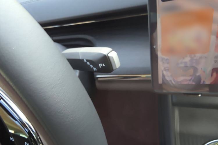 Used CHANGAN NEVO A07 2025 All-Electric "Real Bargain" 525 Luxury Model Gear Lever