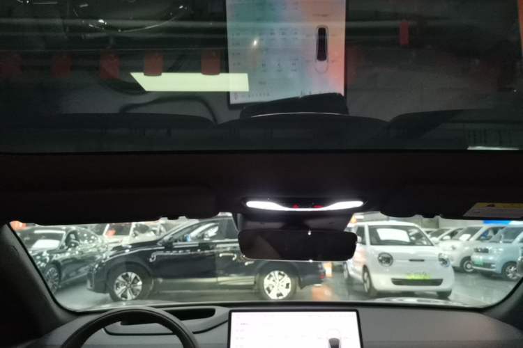 Used CHANGAN NEVO A07 2025 Blue Whale Pure Electric 625 Flagship Model Headliner