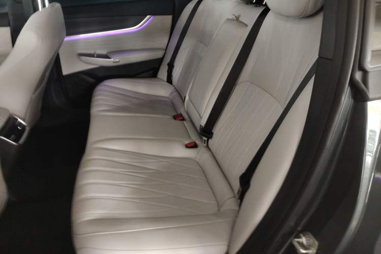 Used CHANGAN NEVO A07 2025 All-Electric "True Fragrance" Edition 710-Mile Long-Range Version Interior 4