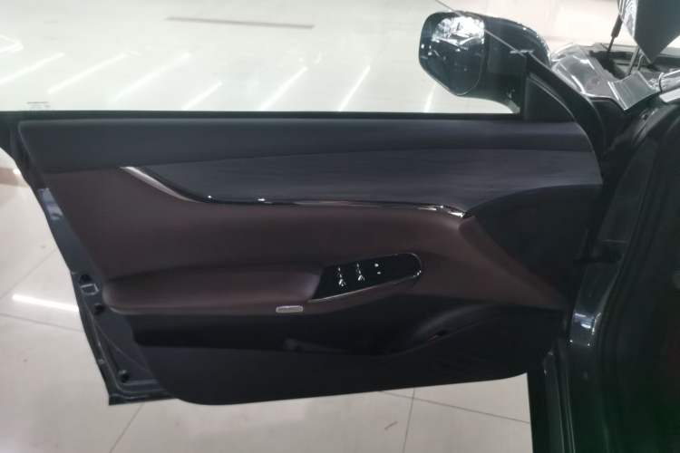 Used CHANGAN NEVO A07 2025 All-Electric "Real Bargain" 525 Luxury Model Left Front Door Interior