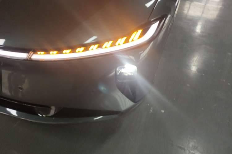 Used CHANGAN NEVO A07 2025 Blue Whale Pure Electric Version 625 Luxury Model Left Front Headlight