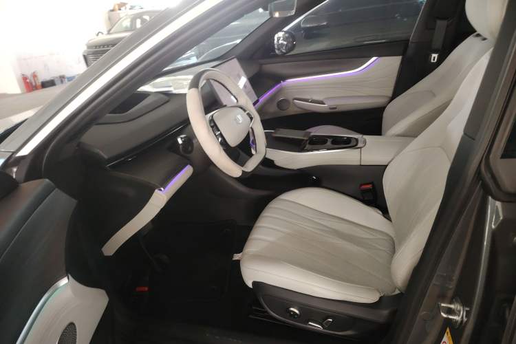 Used CHANGAN NEVO A07 2025 All-Electric "True Fragrance" Edition 710-Mile Long-Range Version Left Front Seat