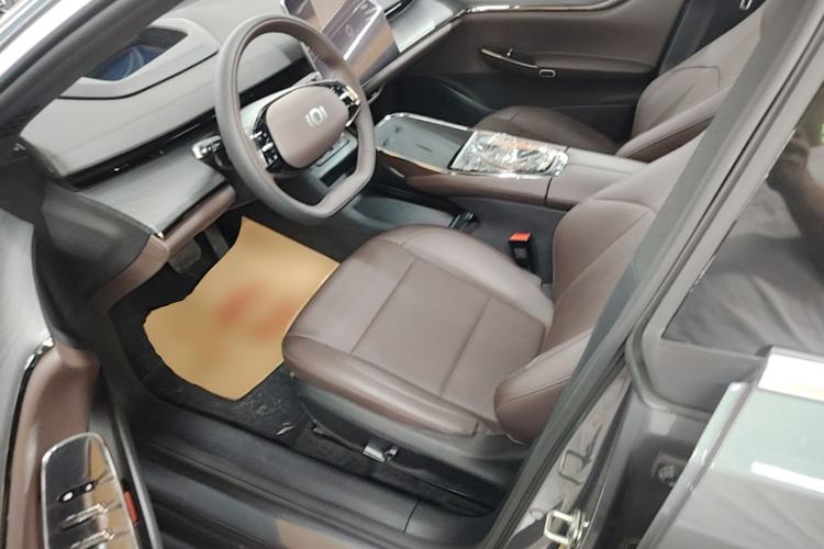 Used CHANGAN NEVO A07 2025 Blue Whale Range-Extending Model 140 Elite Version Left Front Seat