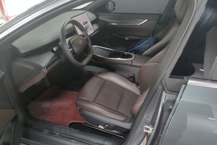 Used CHANGAN NEVO A07 2025 Blue Whale Pure Electric Version 625 Luxury Model Left Front Seat